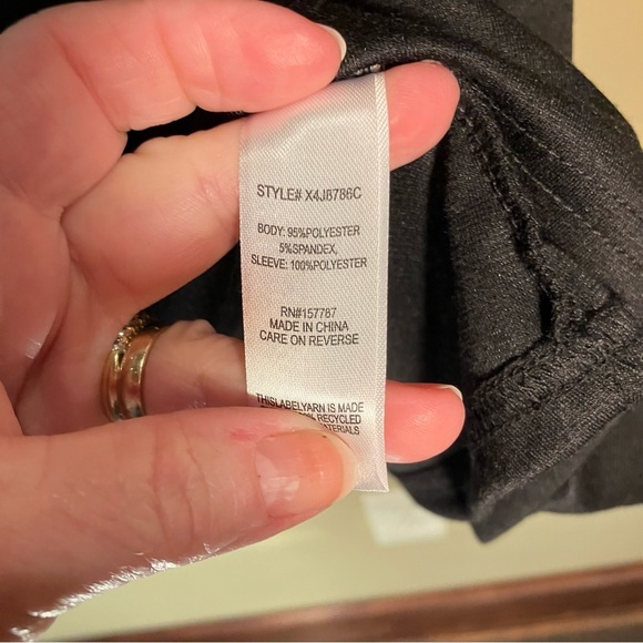 Jolie and Joy by FCT with Love Black Pullover Top with Puff Funzie Sleeves Sz 3X - Picture 5 of 8